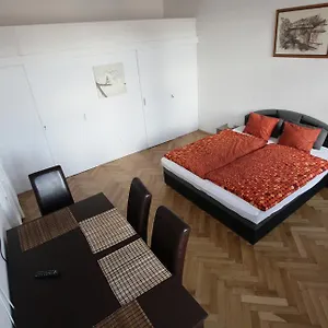 Appartement Carpe Diem, Praag